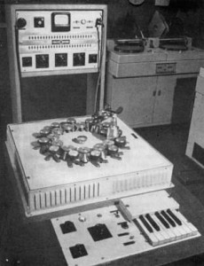 A machine capable of modifying sound structure : Steelberry Clones