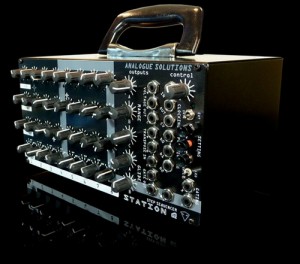 analogue-solutions-station-q