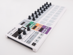 beatstep-pro-step-sequencer-angle